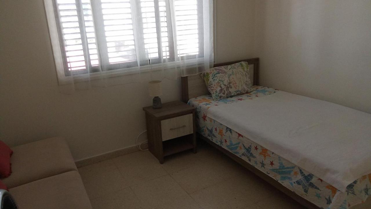 2 Bedroom Apartment In Makenzi Larnaca Exterior foto